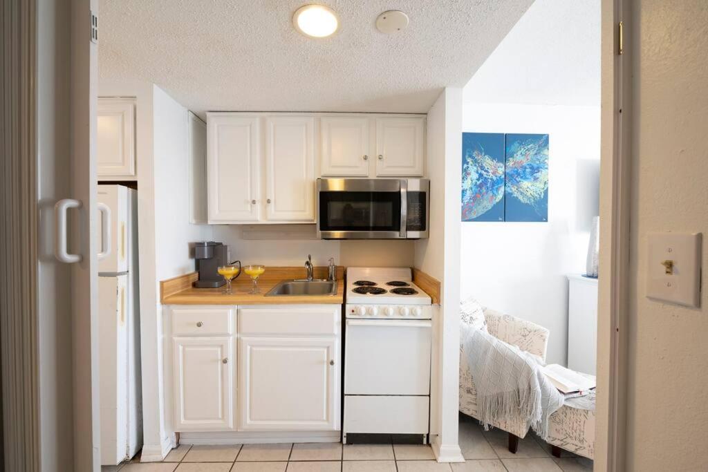 Royal Retreat-Amazing View-King Bed-1 Bedroom-Full Kitchen-Free Parking-Self Check-In Myrtle Beach Exterior photo