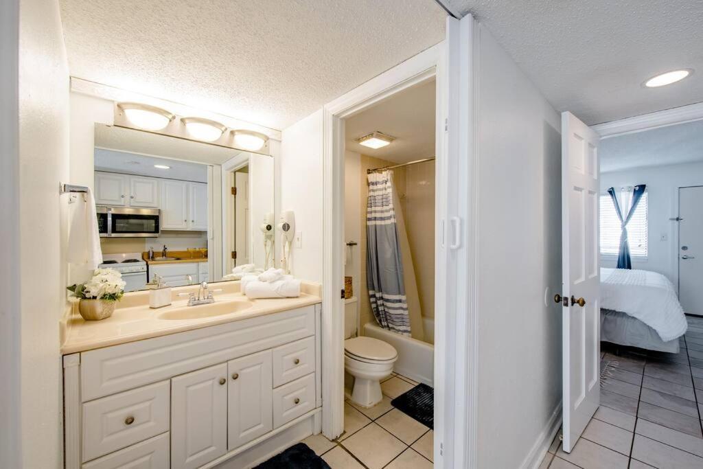Royal Retreat-Amazing View-King Bed-1 Bedroom-Full Kitchen-Free Parking-Self Check-In Myrtle Beach Exterior photo